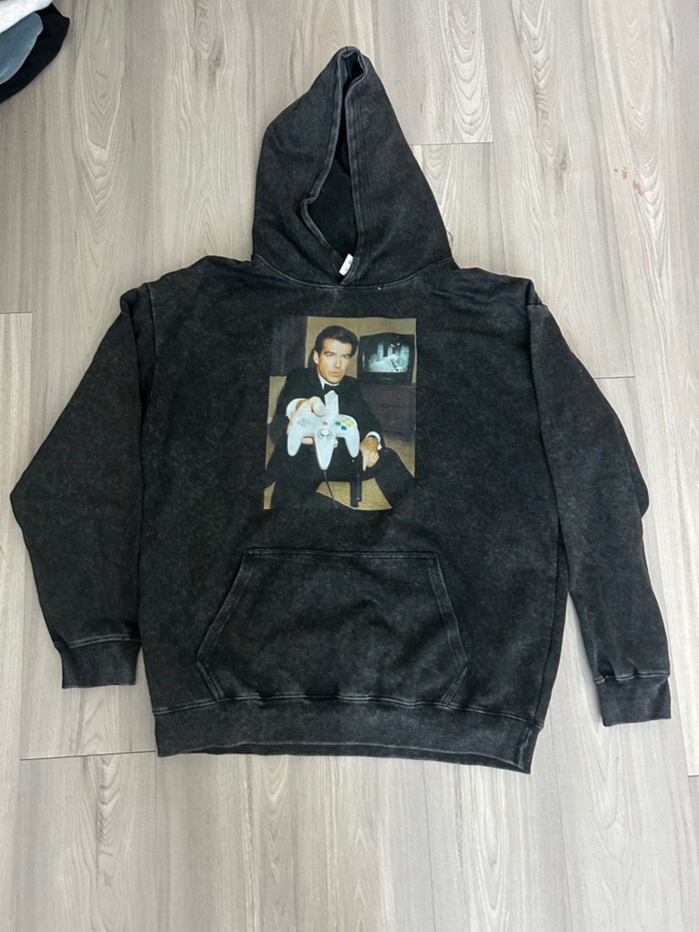Black Graphic Hoodie Sweatshirt - Retro 007 Hoodie
